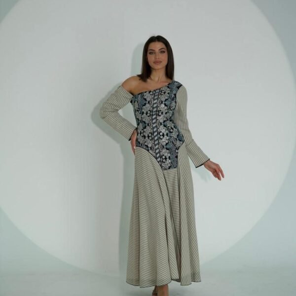 Elegant Linen Striped Kaftan - Fancy Shuck Design