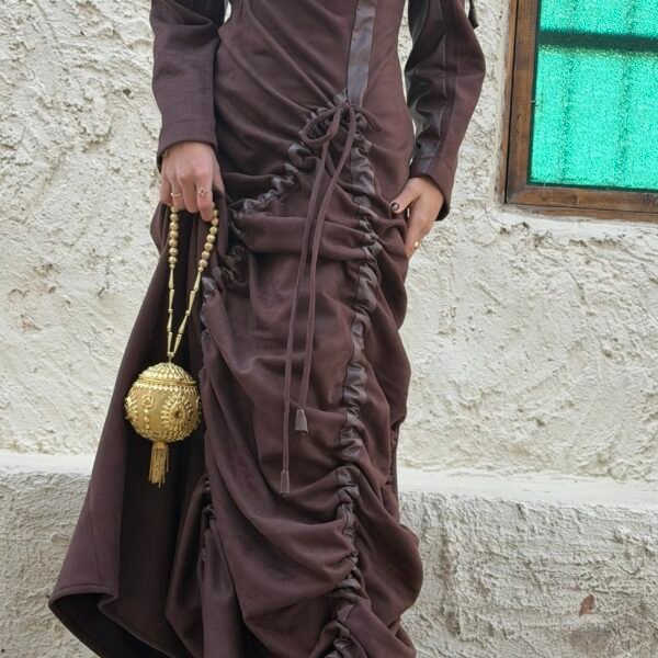 Crazy brown with lather touch